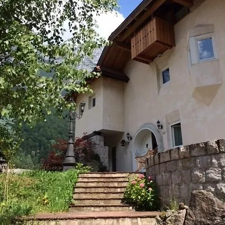 לינה וארוחת בוקר Torre Del Cioit