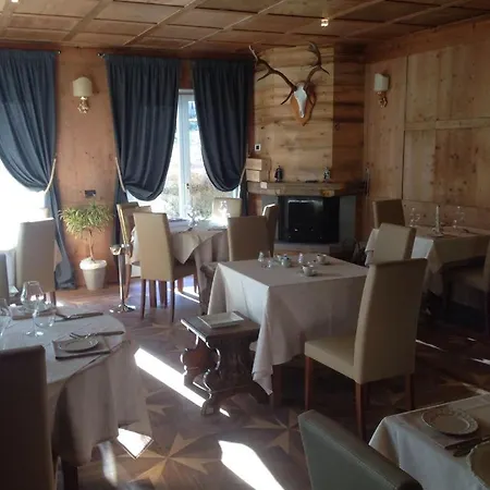 Torre Del Cioit Couette-café